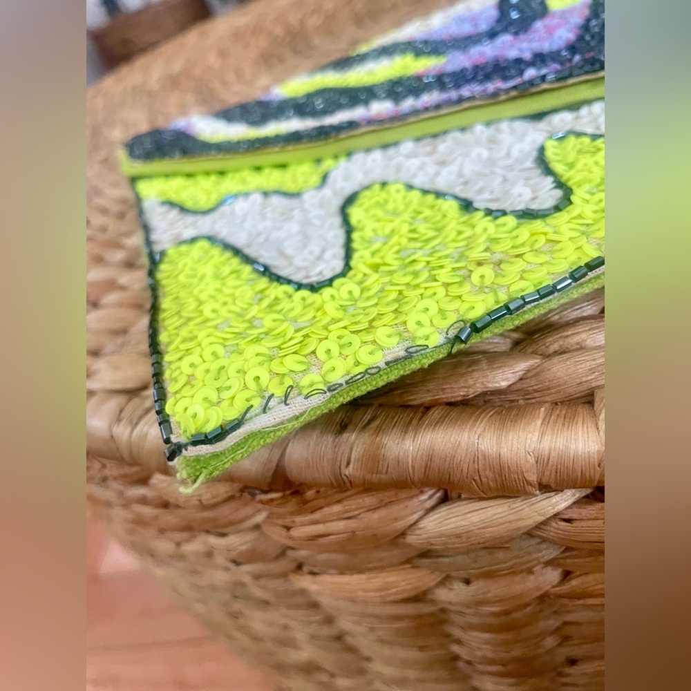 Nila Anthony “ Slime Crime” Sequin Clutch - Picture 11 of 11